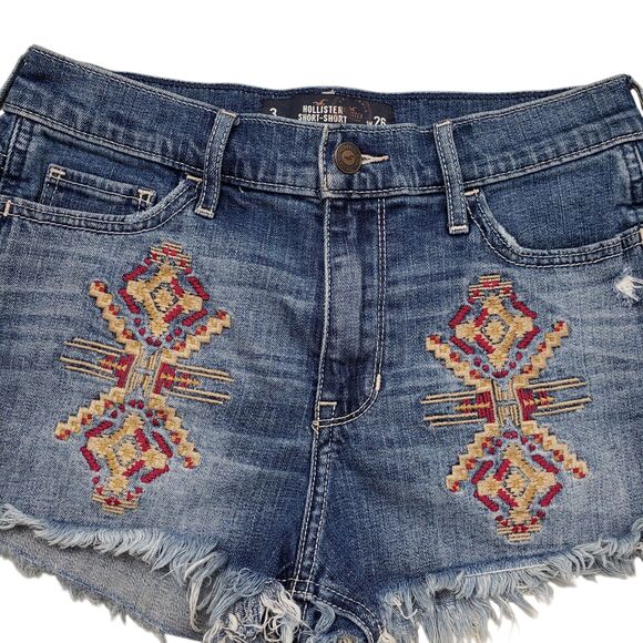 Hollister Jean Shorts Juniors 3 W 26 Tribal Embroidered Detail Bohemian Fringed - Picture 2 of 8
